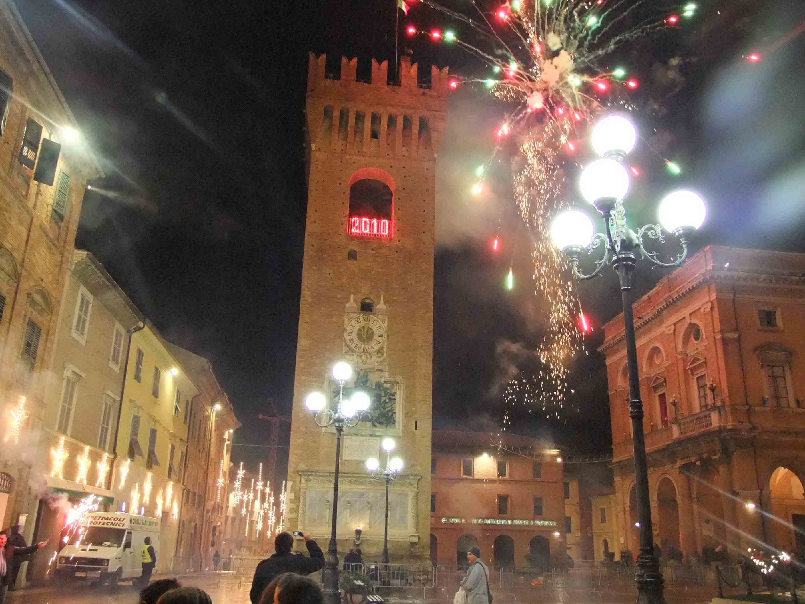 piazza2010a