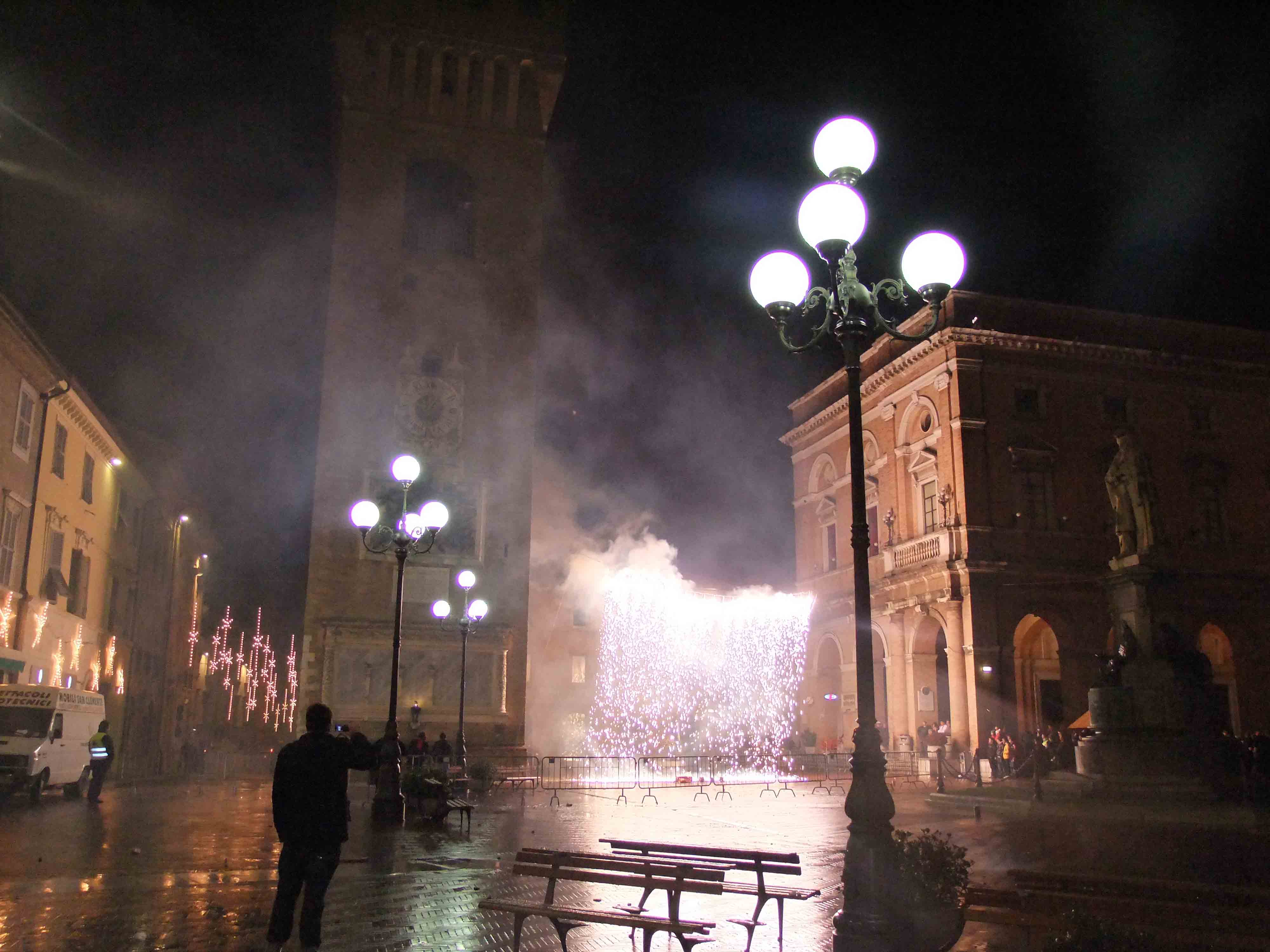 piazza2010b