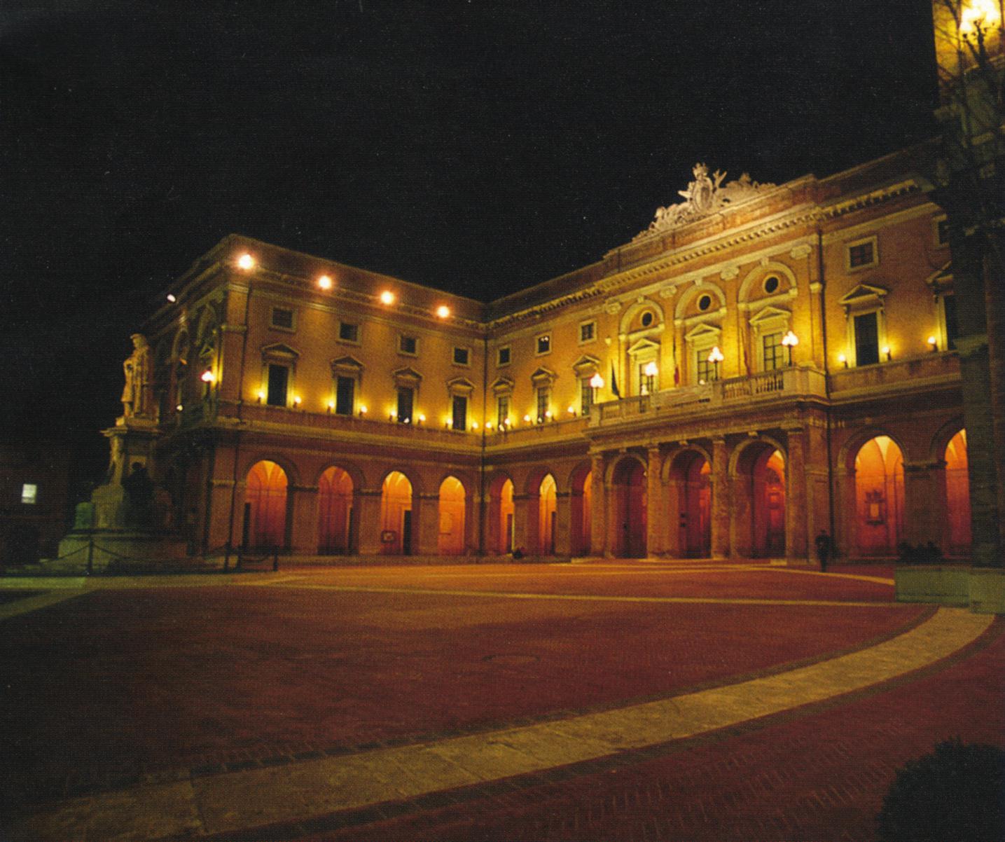 notturno_piazza