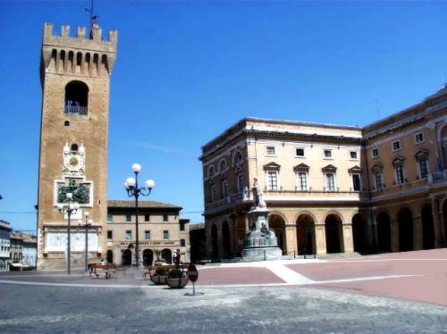 Recanati_Piazza_G.Leopardi