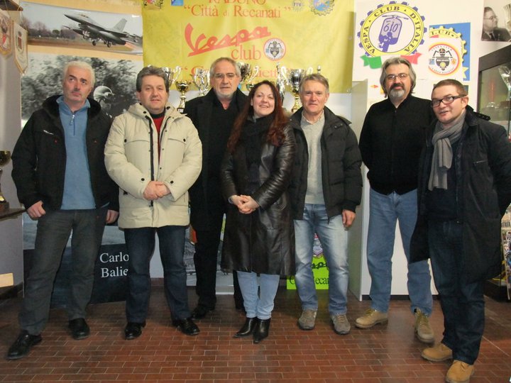 Consiglio_Direttivo_Vespa_Club_2011