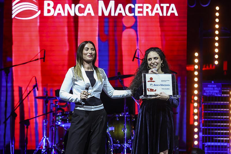 Dabora Falcetta Premia con la Targa Banca macerata MELGA 