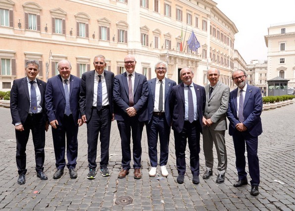 foto di gruppo rettori a Roma