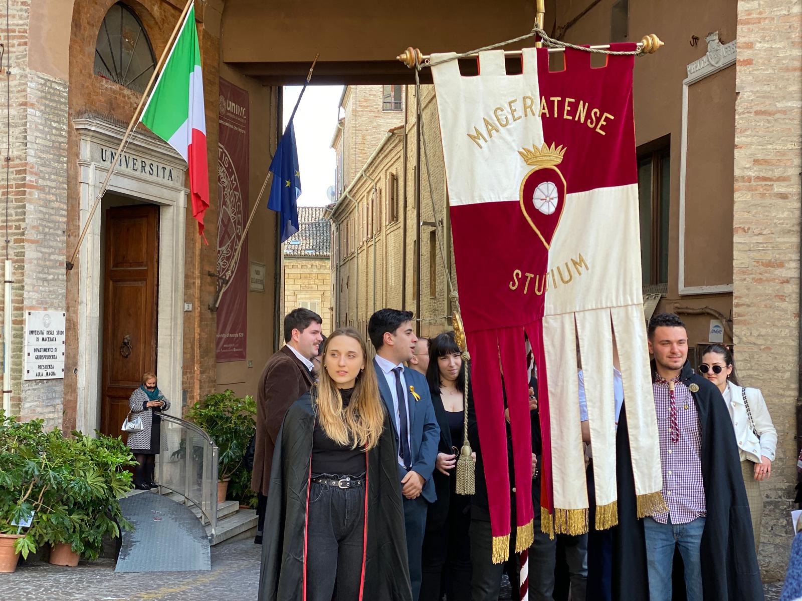 studenti Unimc a inaugurazione anno accademico