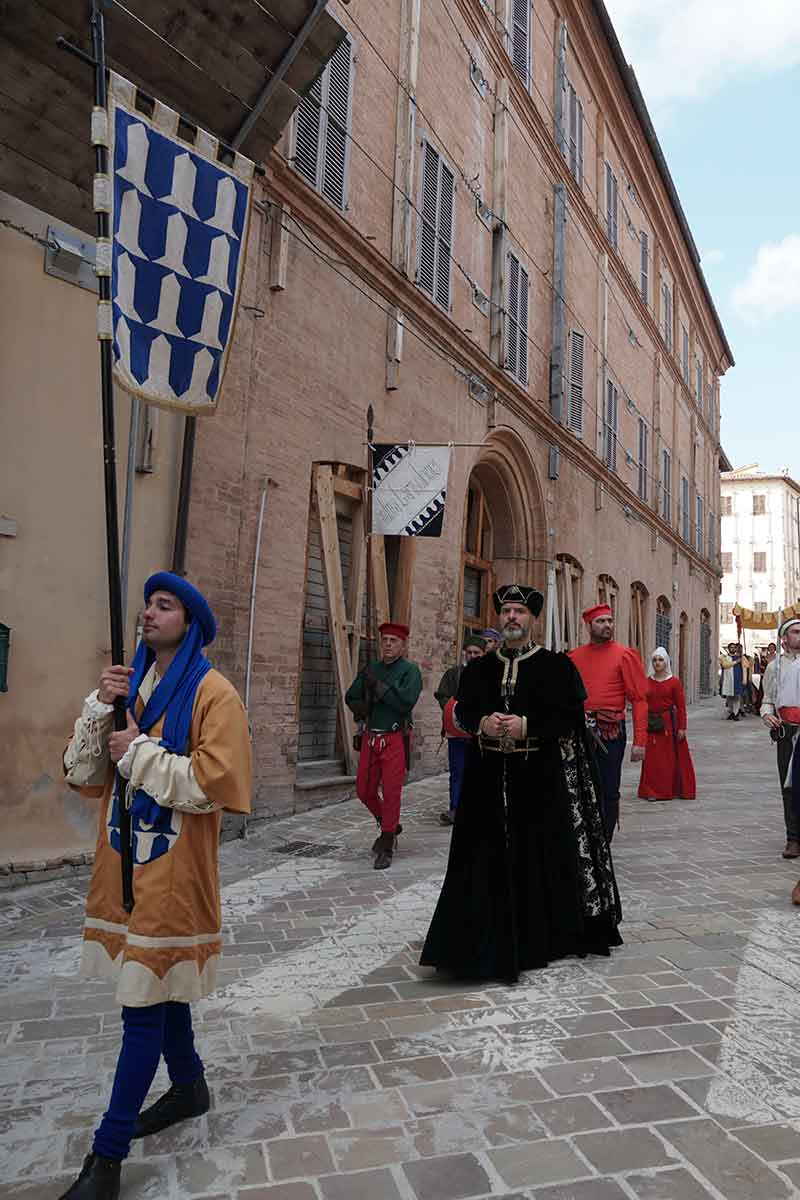 AM passaggio in centro 1