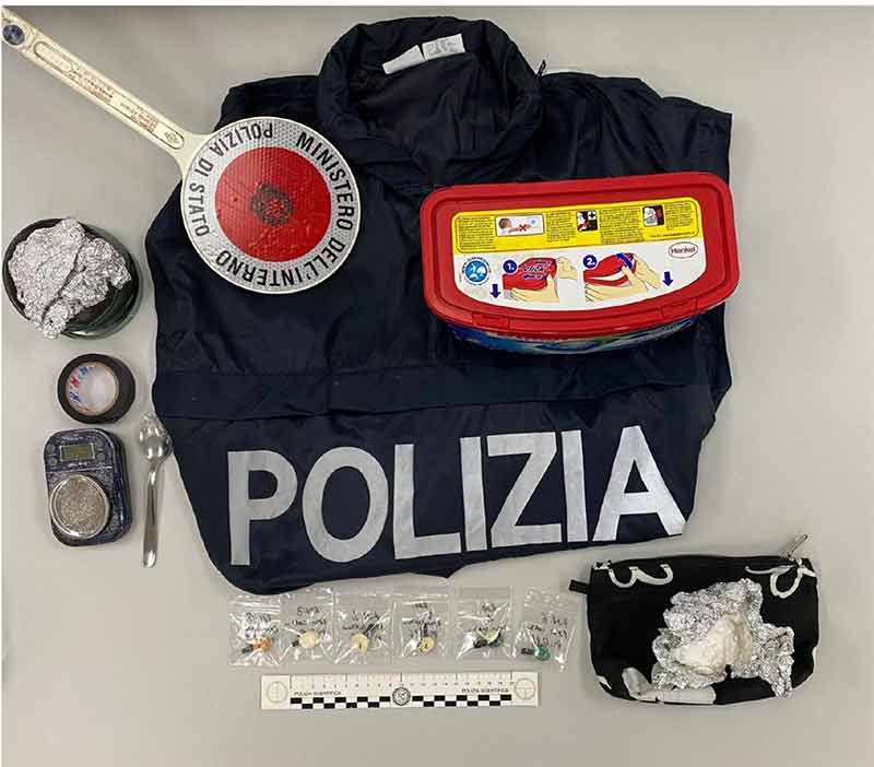 Operazione antidroga a Montecosaro tre arresti dopo un inseguimento sequestrati 70 grammi di cocaina Cronache Maceratesi 1