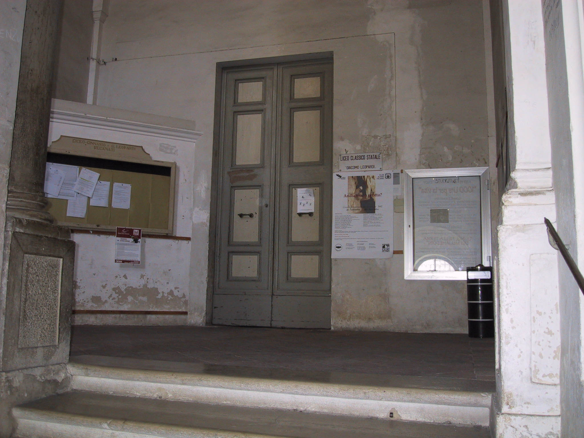 ingresso_superiore.jpg